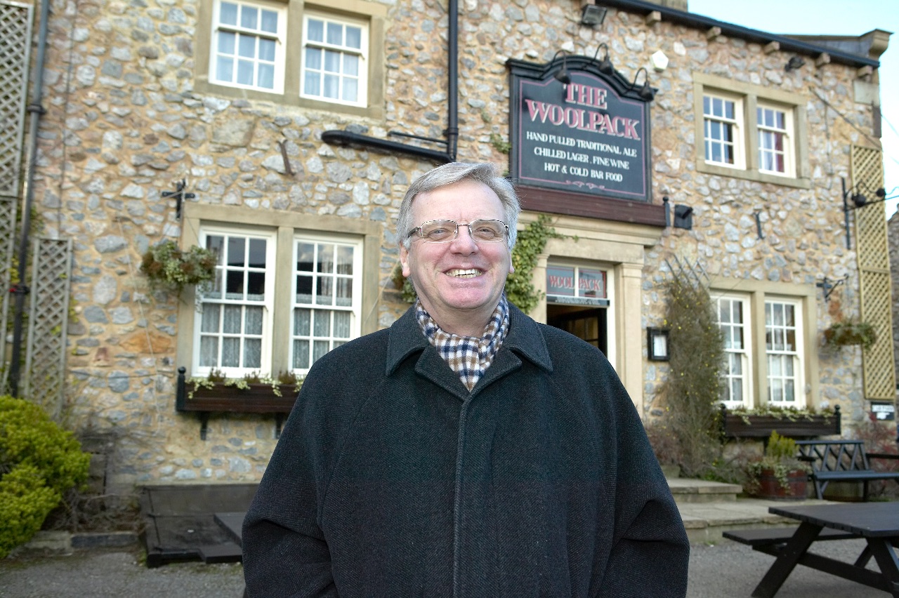 Michael Grade visits Emmerdale